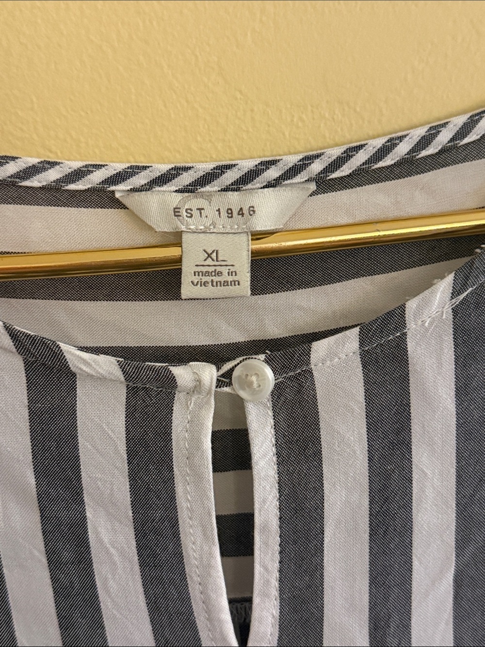 C Est. 1946 Striped Women’s Top - Picture 2 of 14